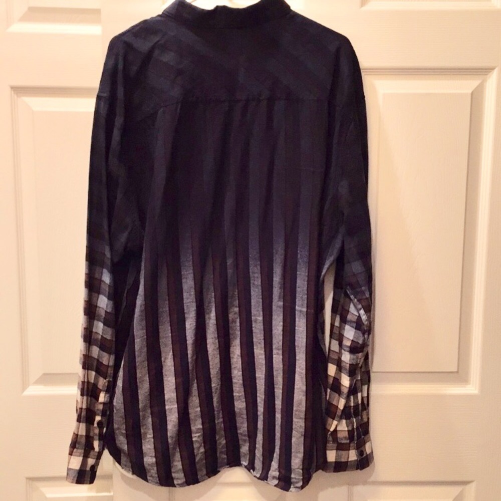 Sovereign Code Multi-Print Button Down 2xl - image 2